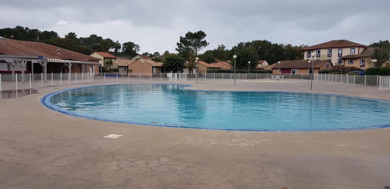 Résidence VILLAS DU LAC Soustons Exterior foto